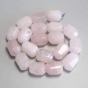 Бусины Розовый кварц многогранники d-18-22х15мм+- на нити L-39см+- 70479 фото