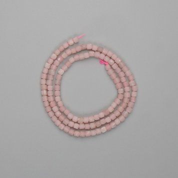 Бусины Турмалин граненый кубик 3х3мм+- L-38см+- на нити 48943 фото